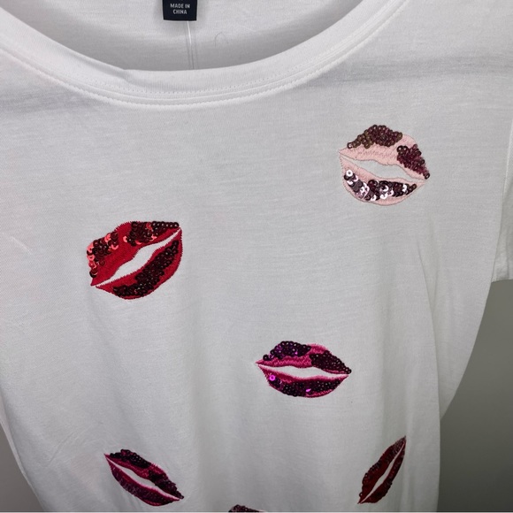 NWT INC Sequin Lips Tshirt - Picture 2 of 7